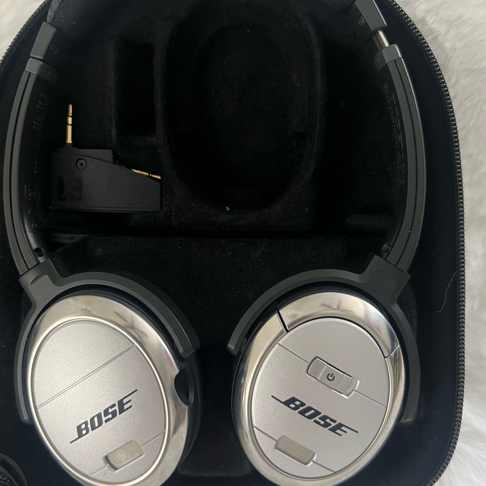 Bose QuietComfort 3 Acoustic Headphones